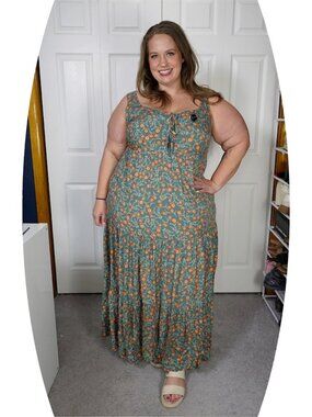 Plus Size low cut 4XL Floral Lace-Up V-Neck Dress NWT